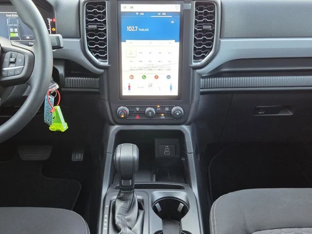 New 2026 Oxford White Ford XL image 11