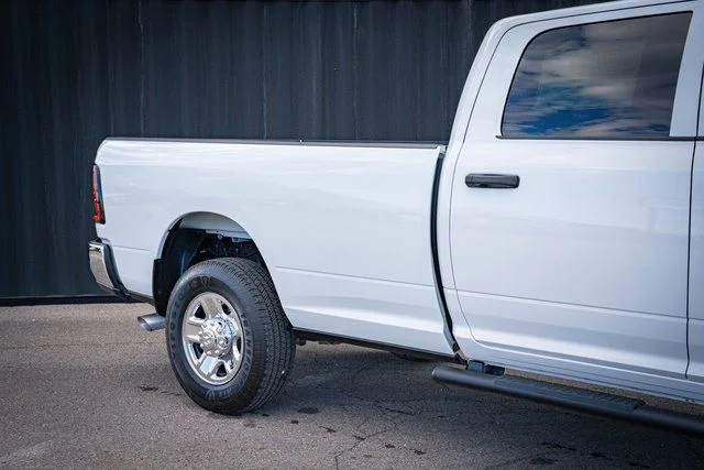 2026 RAM 3500 Tradesman - Photo 6
