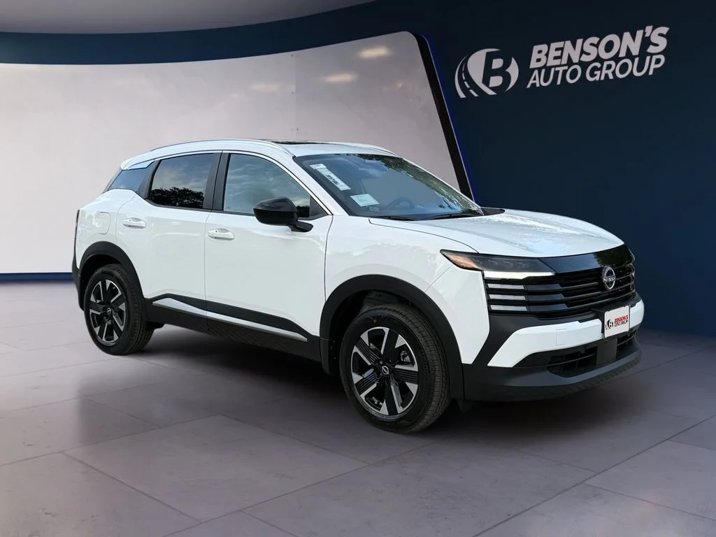 New 2027 White Nissan SV image 7