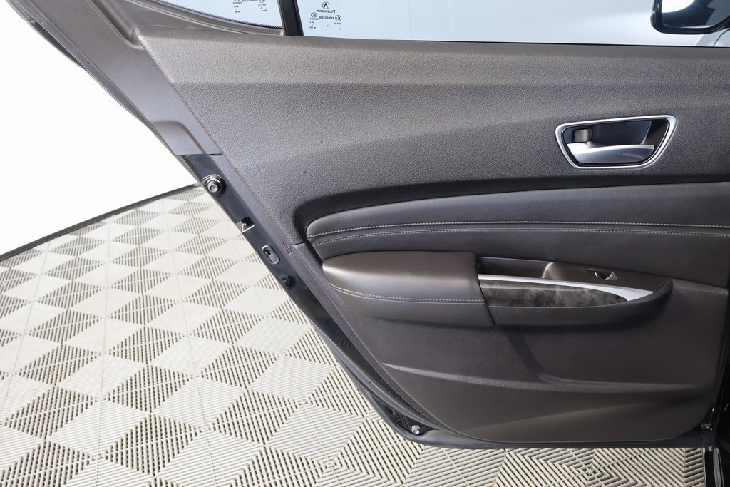 2018 Acura TLX Base - Photo 26