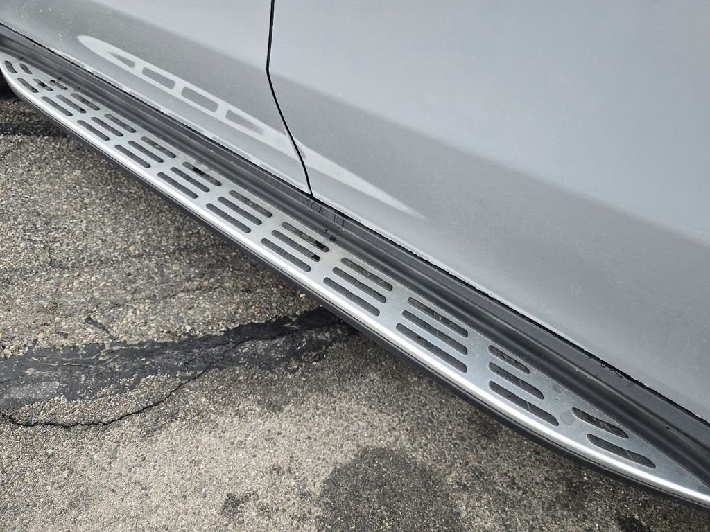 New 2026 MANUFAKTUR Alpine Grey Mercedes-Benz GLE 580 image 21