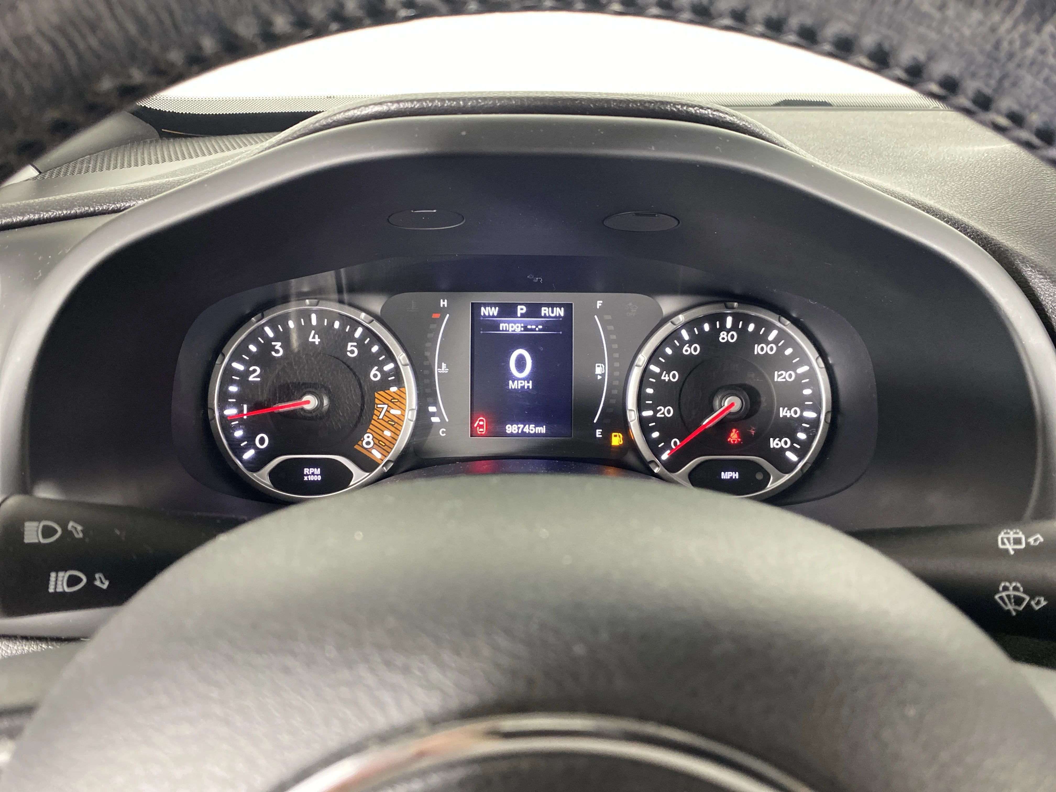 Used 2020 Alpine White Clearcoat Jeep Latitude image 22