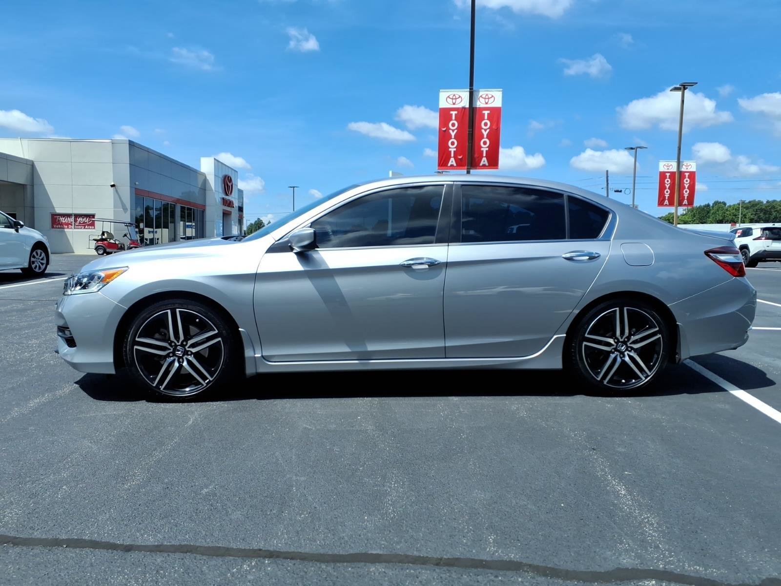 Used 2017 Lunar Silver Metallic Honda Sport image 2