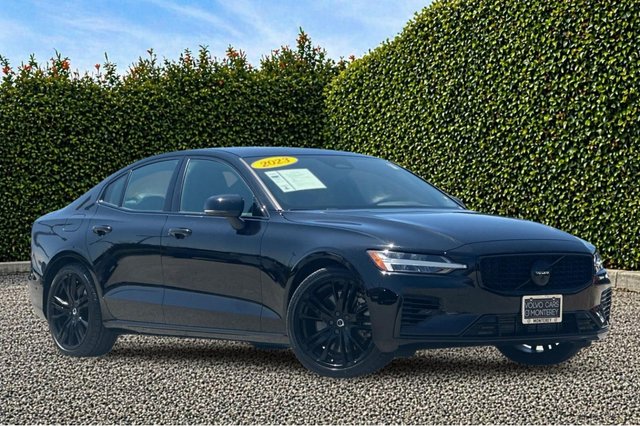 2023 Volvo S60 Recharge Plug-In Hybrid T8 Plus Black Edition