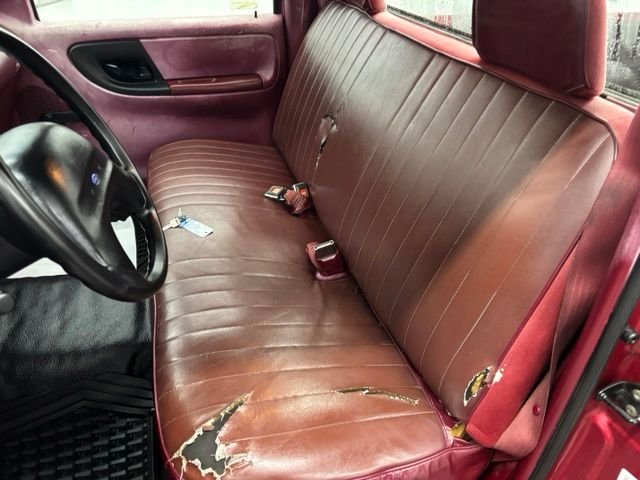 Used 1993 Red Ford  image 10