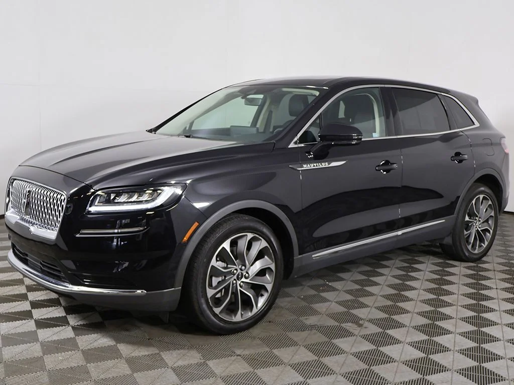 Used 2023 Black Metallic Lincoln Reserve image 10