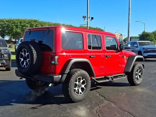 Used 2022 Red Jeep Unlimited Rubicon image 6