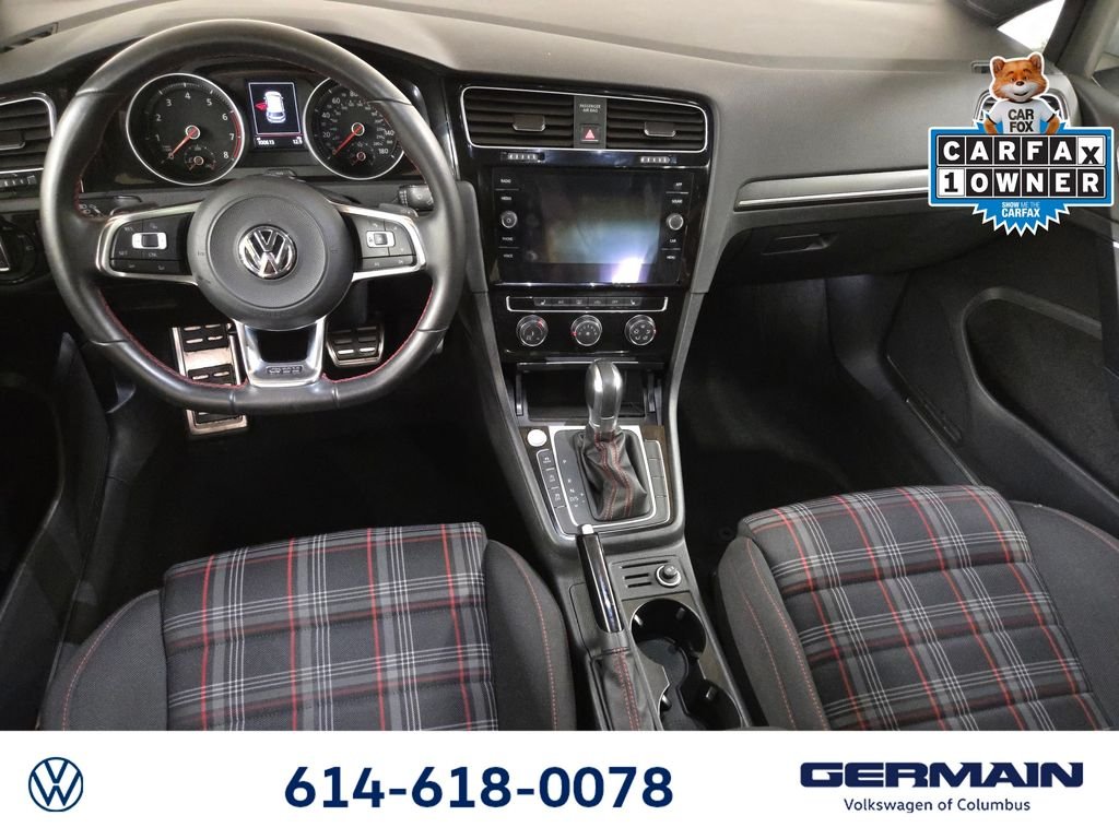 Used 2018 White Silver Volkswagen 2.0T SE image 18