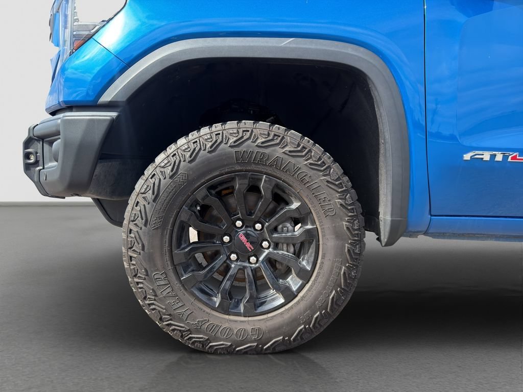 Used 2023 Dynamic Blue Metallic GMC AT4X image 15