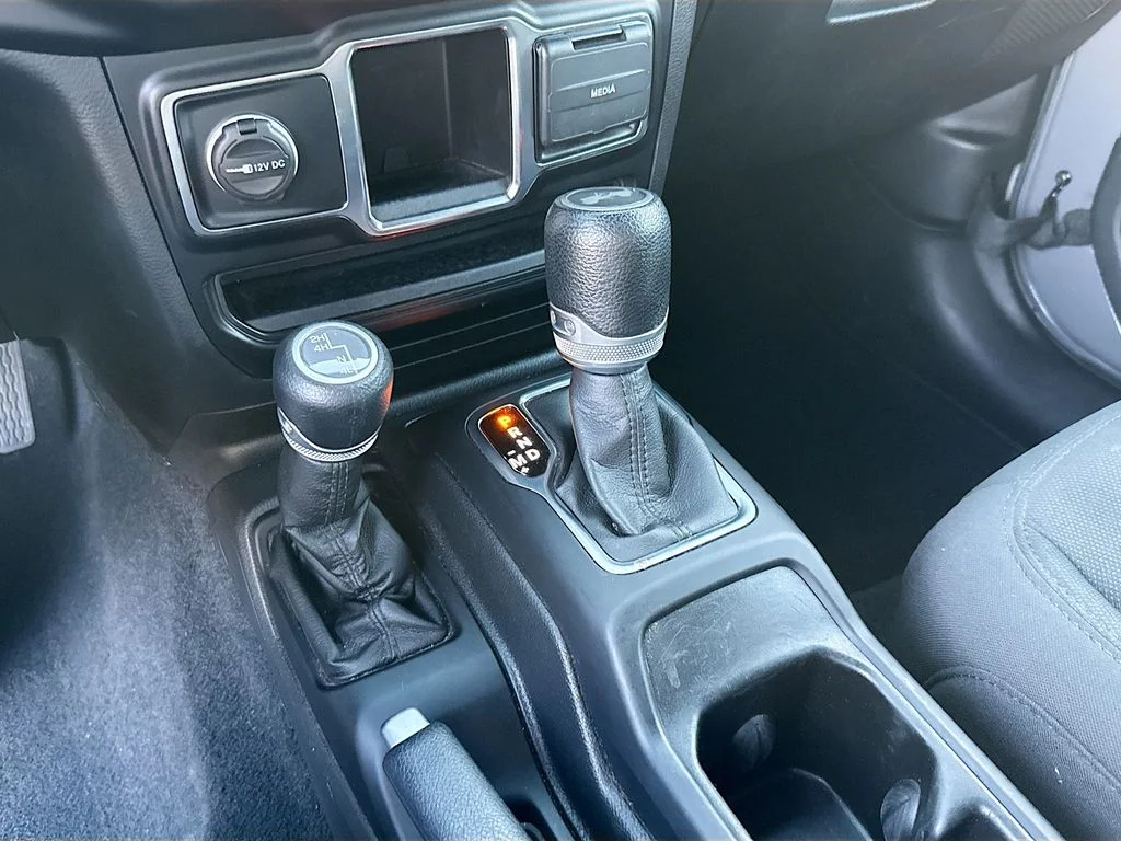 Used 2021 Gray Jeep Unlimited Willys image 17