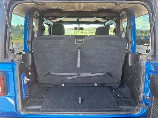Used 2021 Blue Jeep Sport image 18