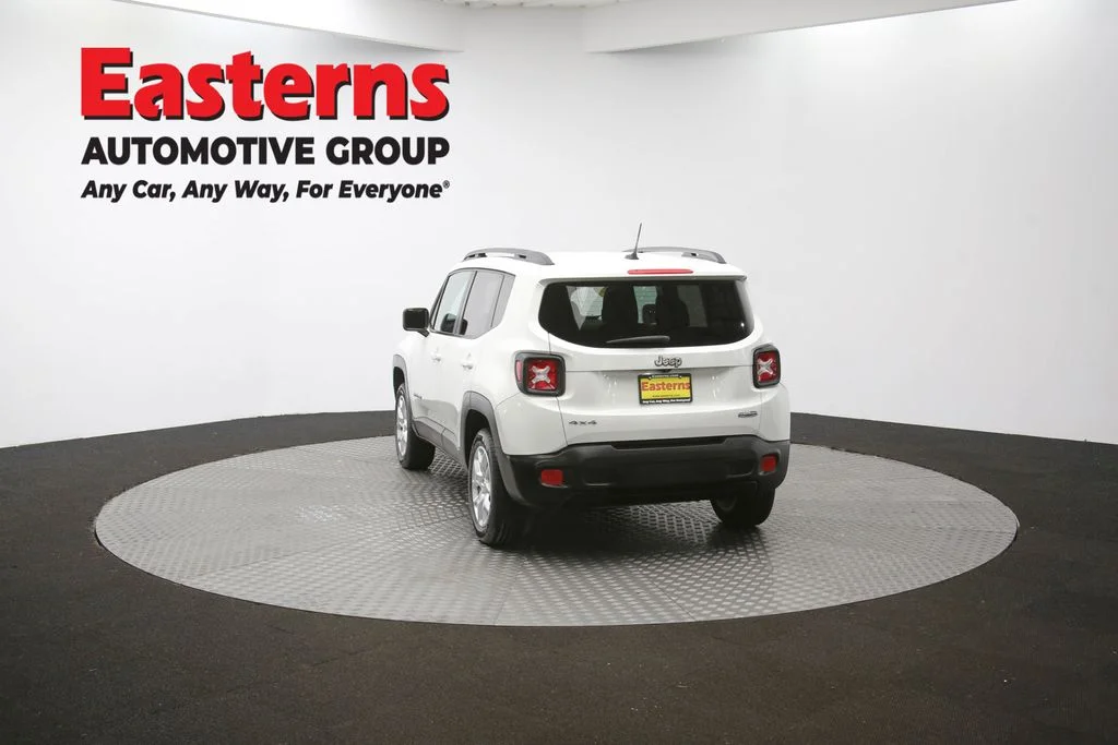 Used 2017 White Jeep Latitude image 64