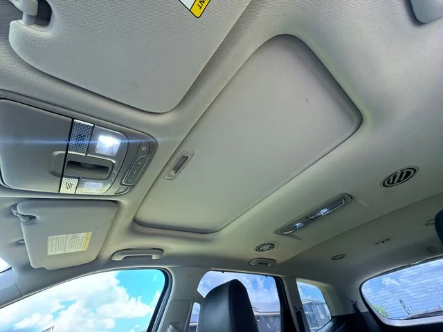 Certified Used 2022 Green Kia EX image 13