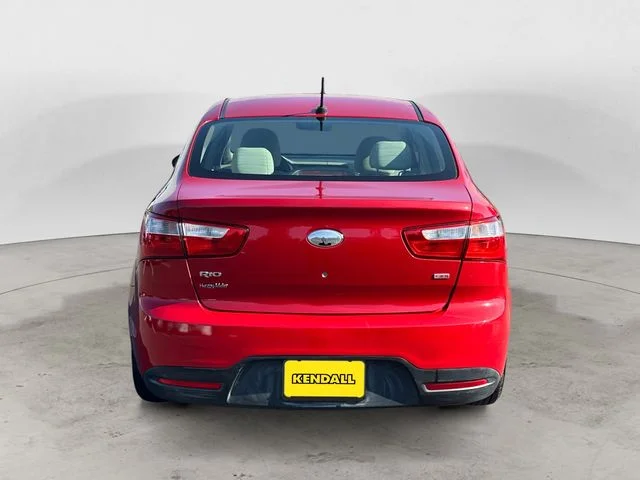 Used 2013 Red Kia LX image 6
