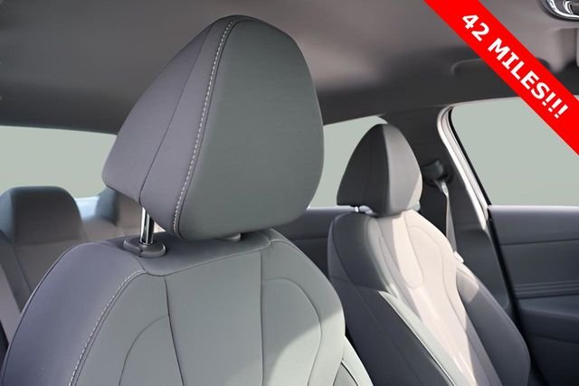 2025 Hyundai Elantra SEL - Photo 15