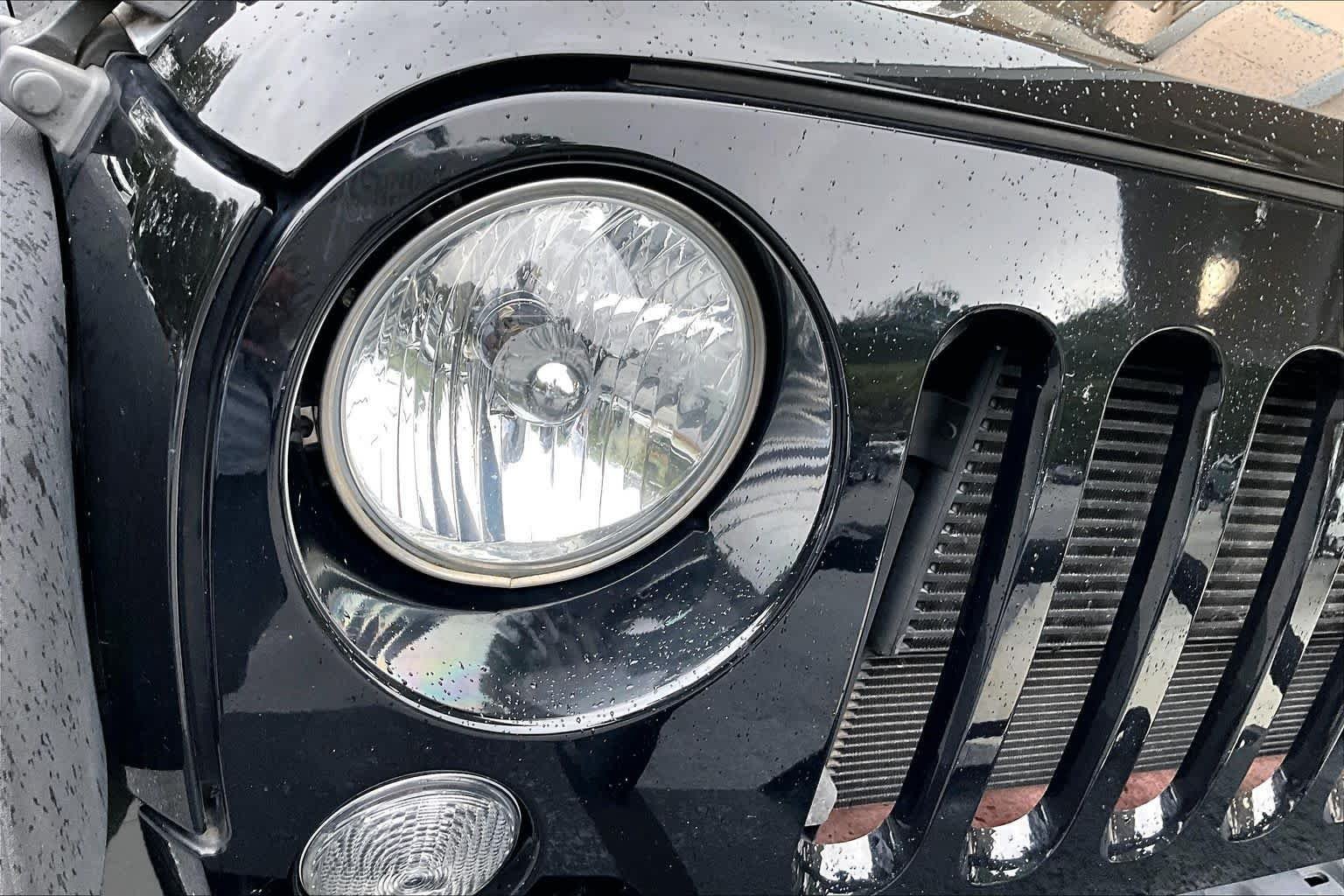 Used 2017 Black Clearcoat Jeep Sport image 26