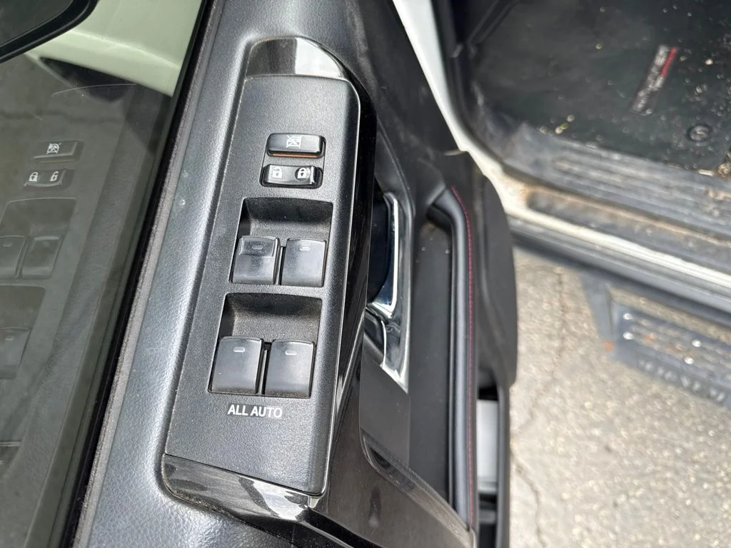 Used 2019 Super White Toyota TRD Off-Road Premium image 14
