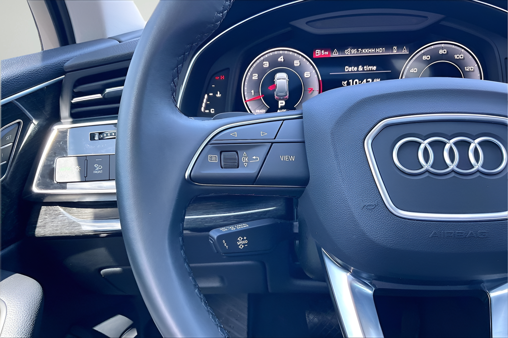 Certified Used 2022 Carrara White Audi 55 Premium image 10