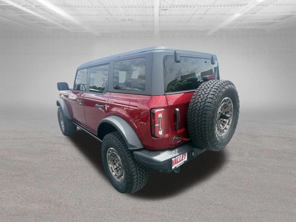 New 2026 Ruby Red Metallic Tinted Clearcoat Ford Badlands® image 7
