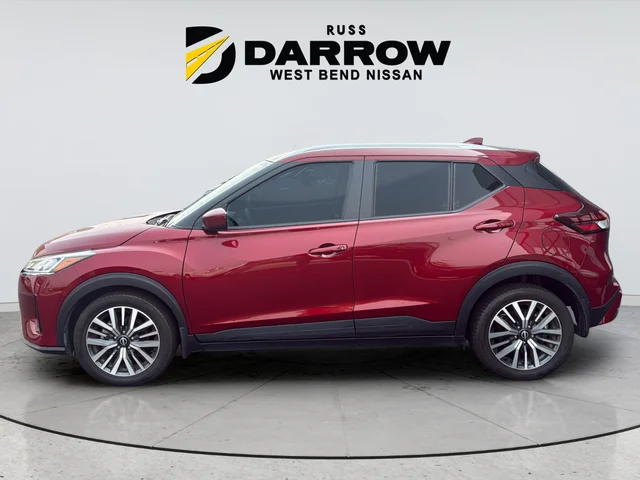 Used 2023 Red Nissan SV image 2