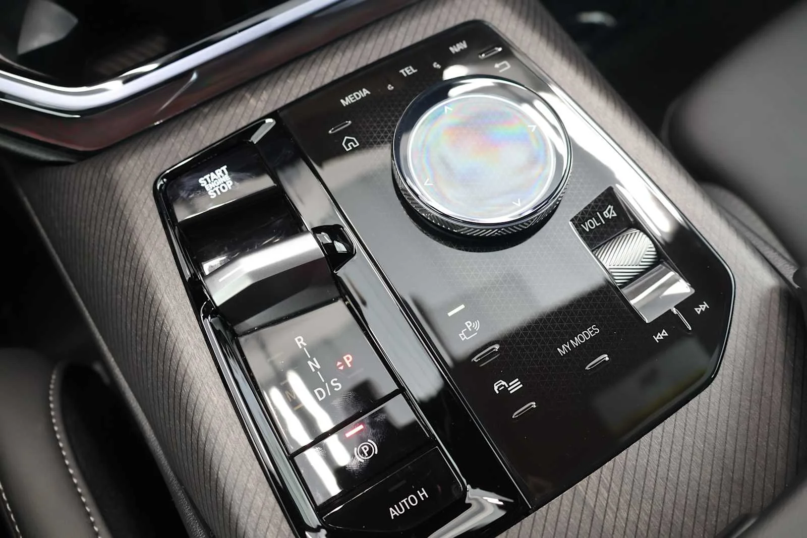 Certified Used 2026 Skyscraper Grey Metallic BMW 30 xDrive image 19