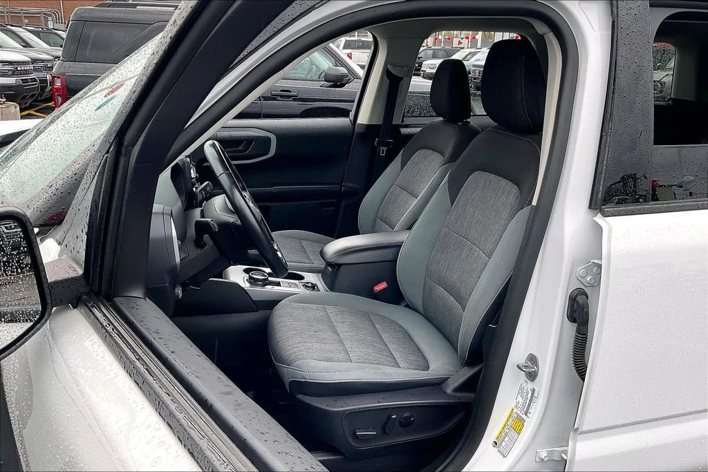 Used 2022 White Ford Big Bend image 22
