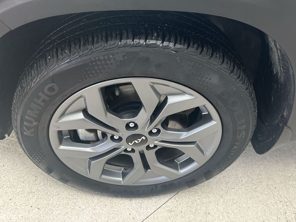 Used 2023 Silver Kia SX image 14