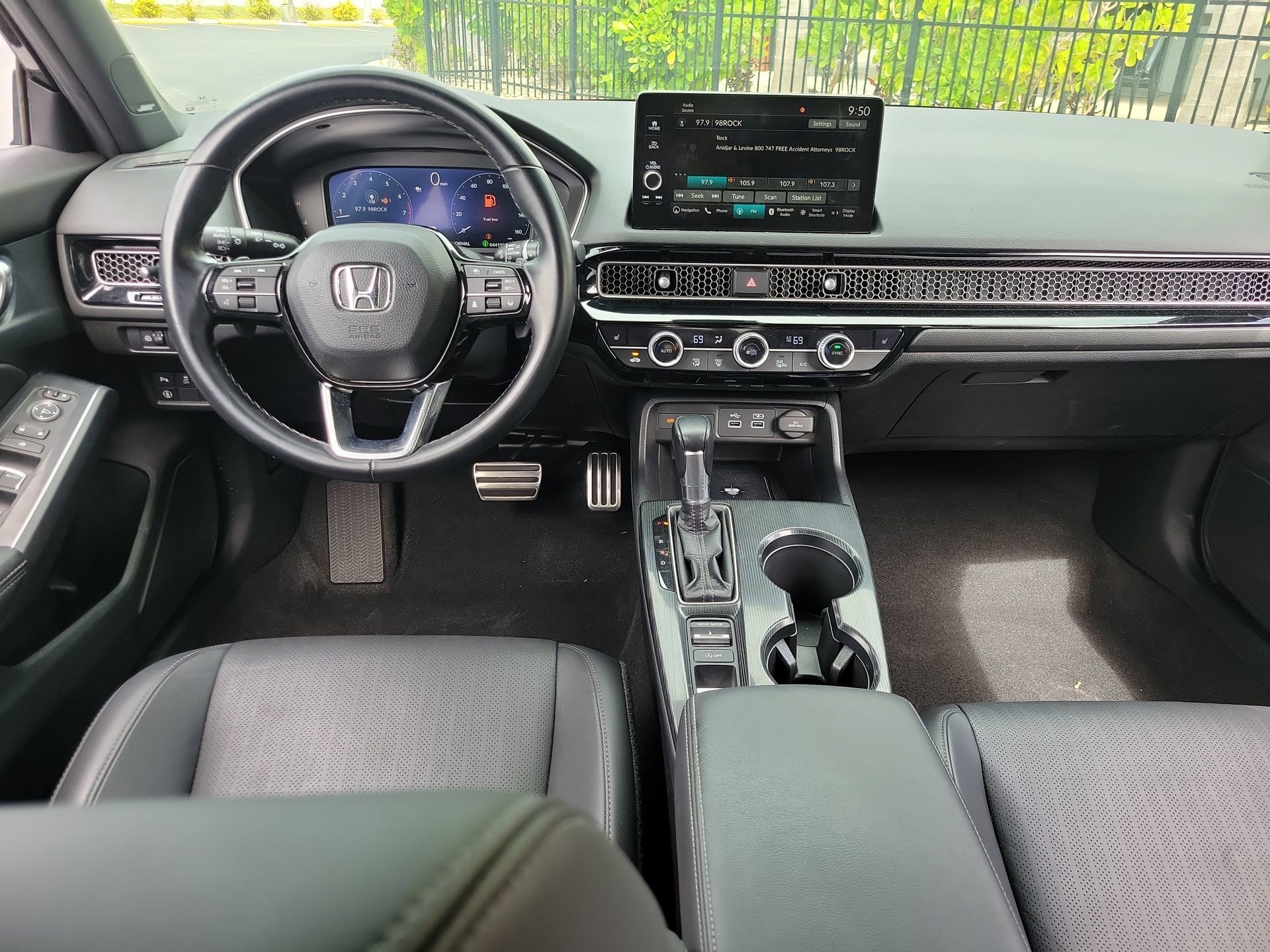 2023 Honda Civic Hatchback Sport Touring - Photo 14
