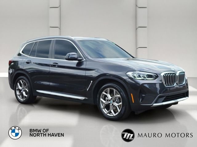 Used 2024 Gray BMW xDrive30i image 1