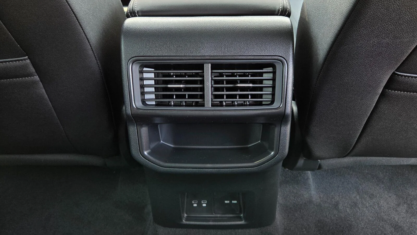 New 2026 Silver Mist Metallic Volkswagen 2.0T SE w/Technology image 58