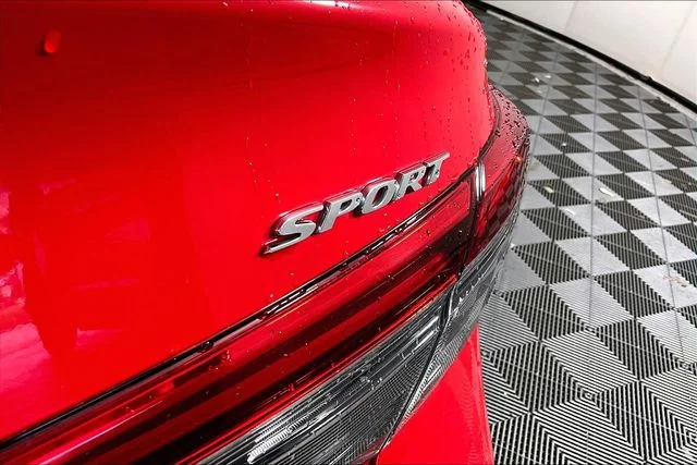Used 2022  Honda Sport image 22