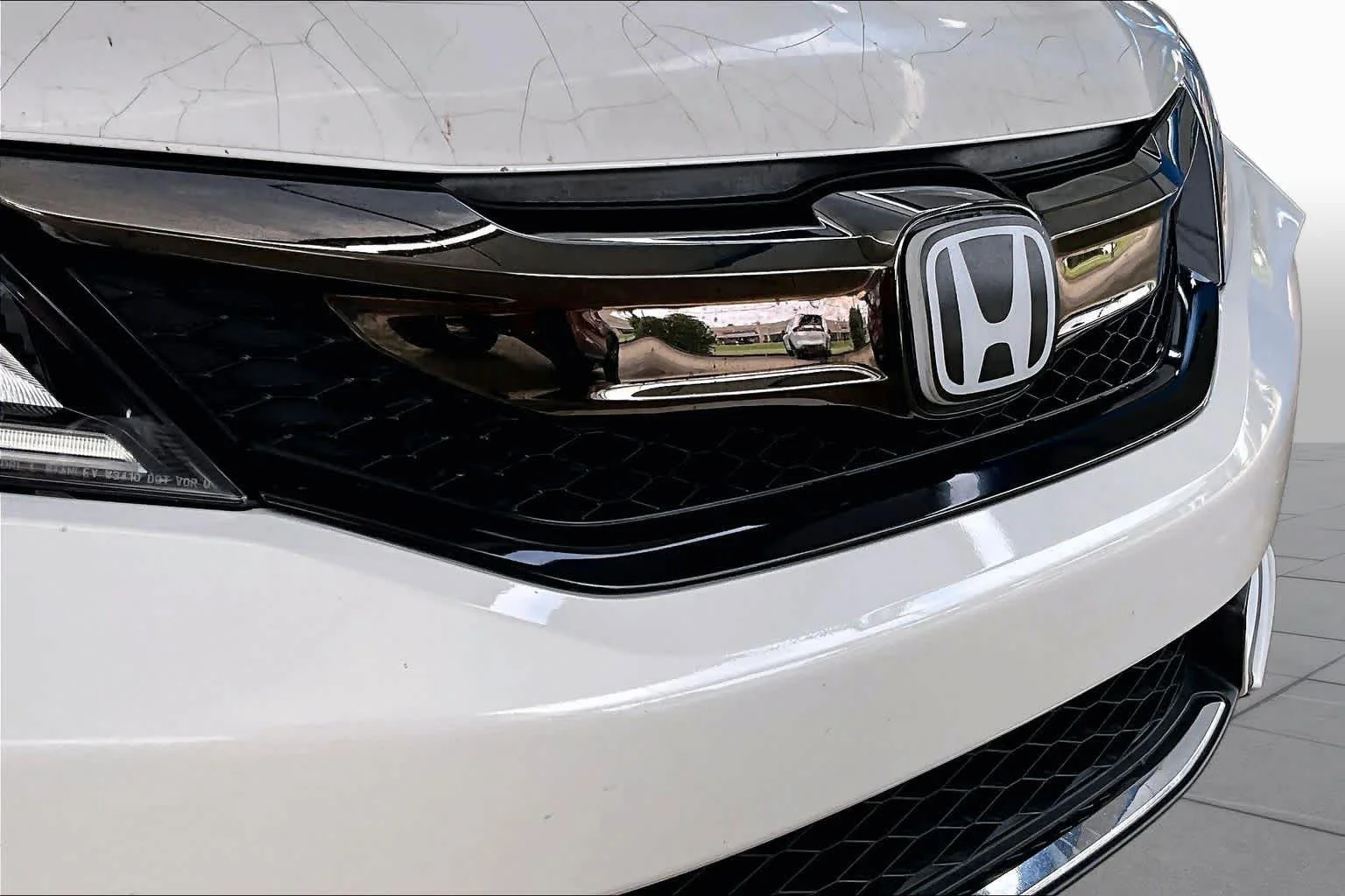 Certified Used 2016 White Orchid Pearl Honda Touring image 30