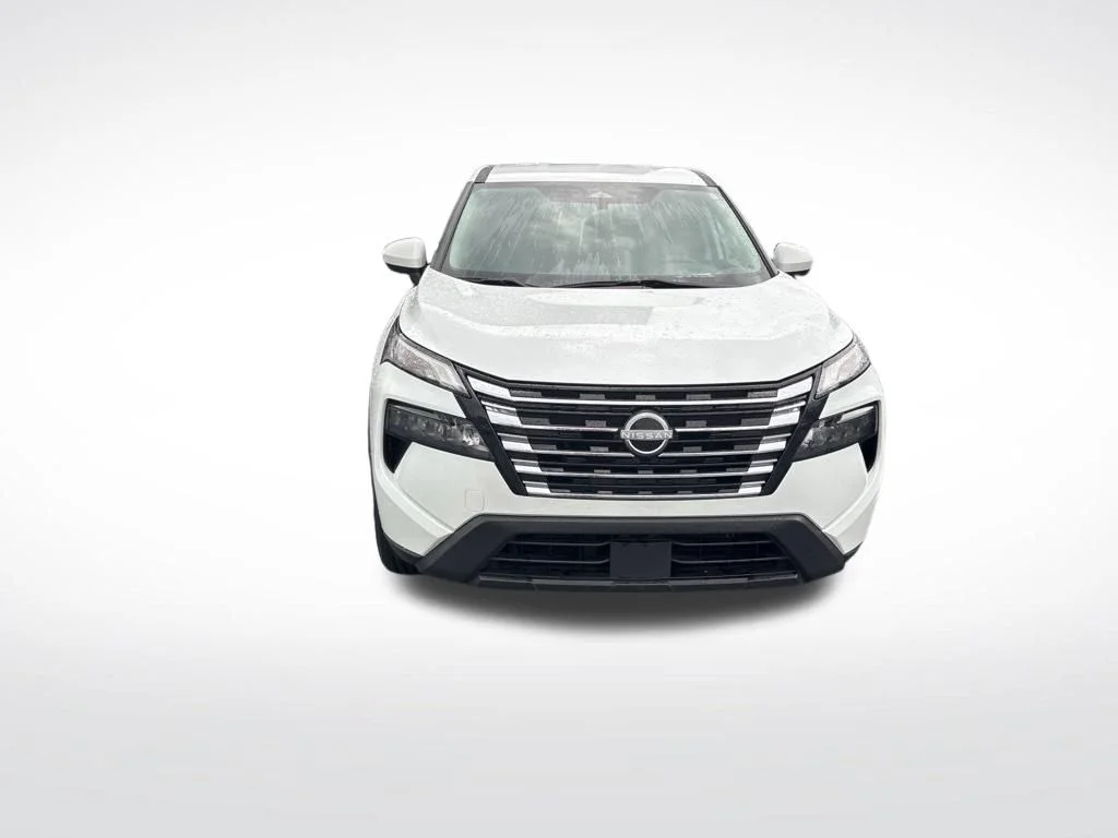 Used 2024 Everest White P Nissan SV image 14