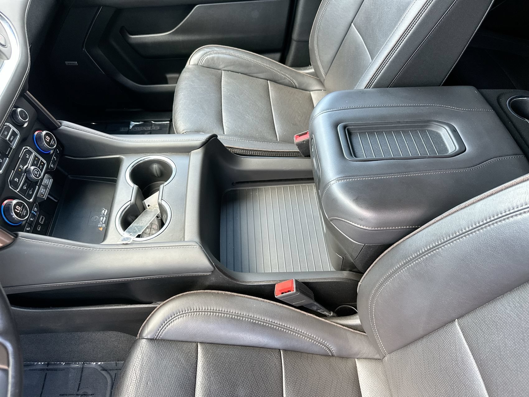 Used 2023 Black Chevrolet High Country image 22