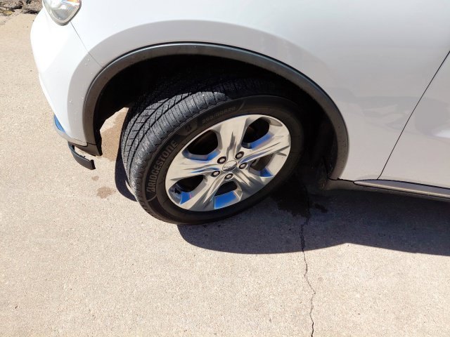 Used 2014 Bright White Clearcoat Dodge Limited image 38