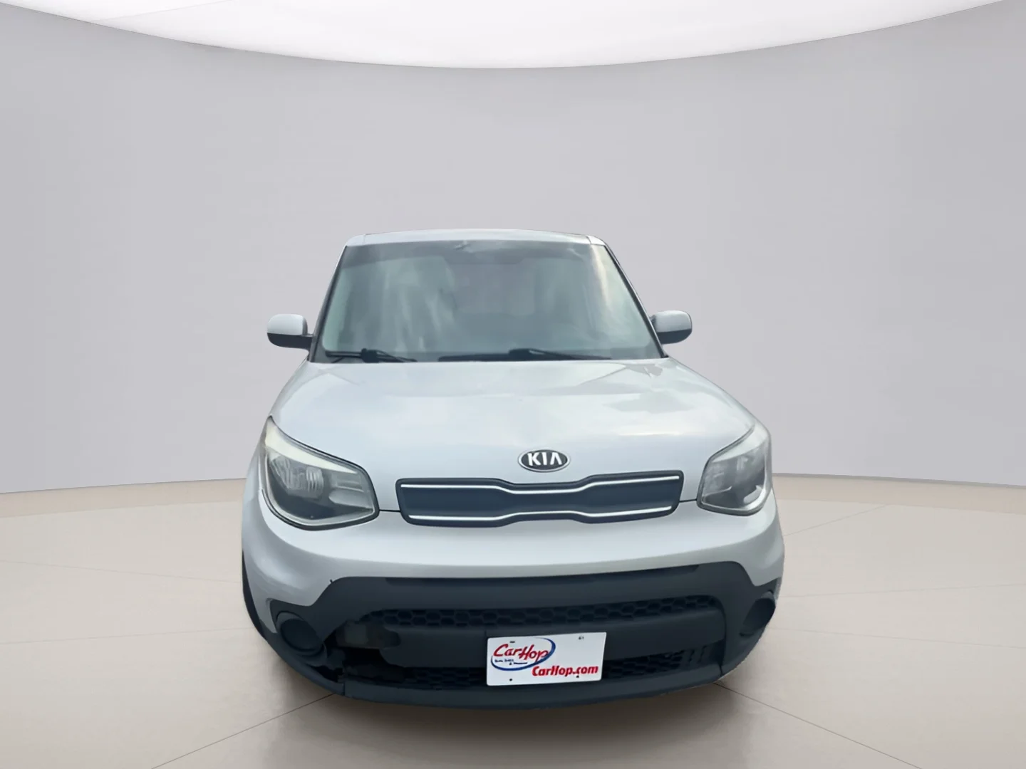 Used 2018 Silver Kia  image 8