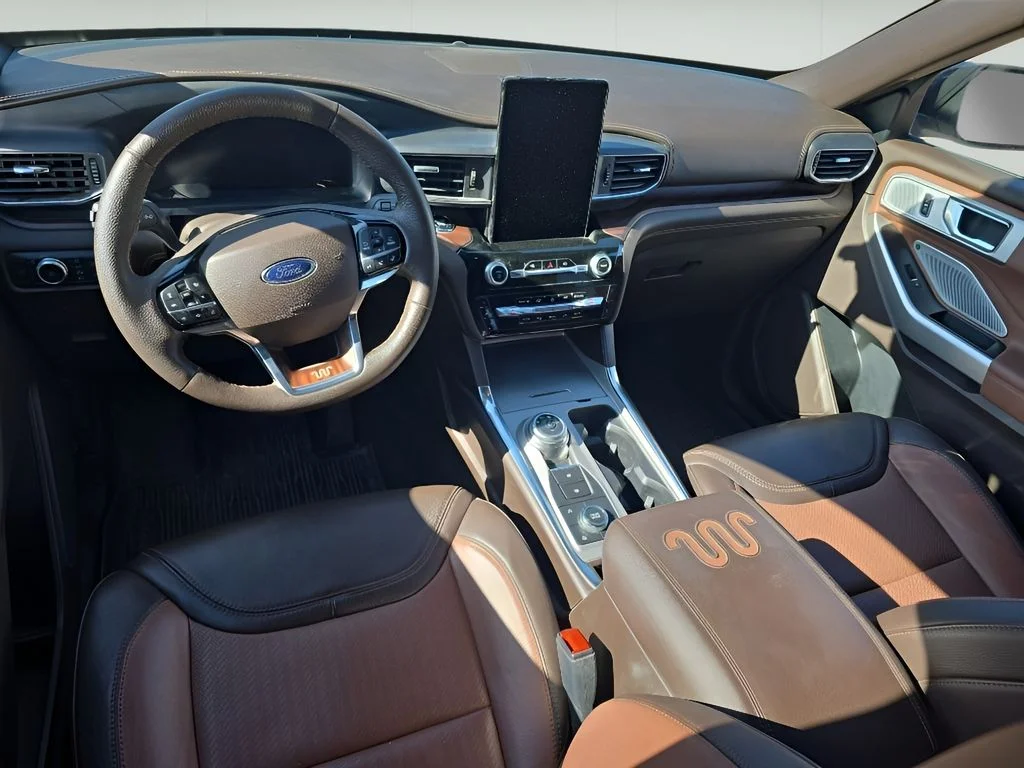 Used 2023 White Ford King Ranch image 10