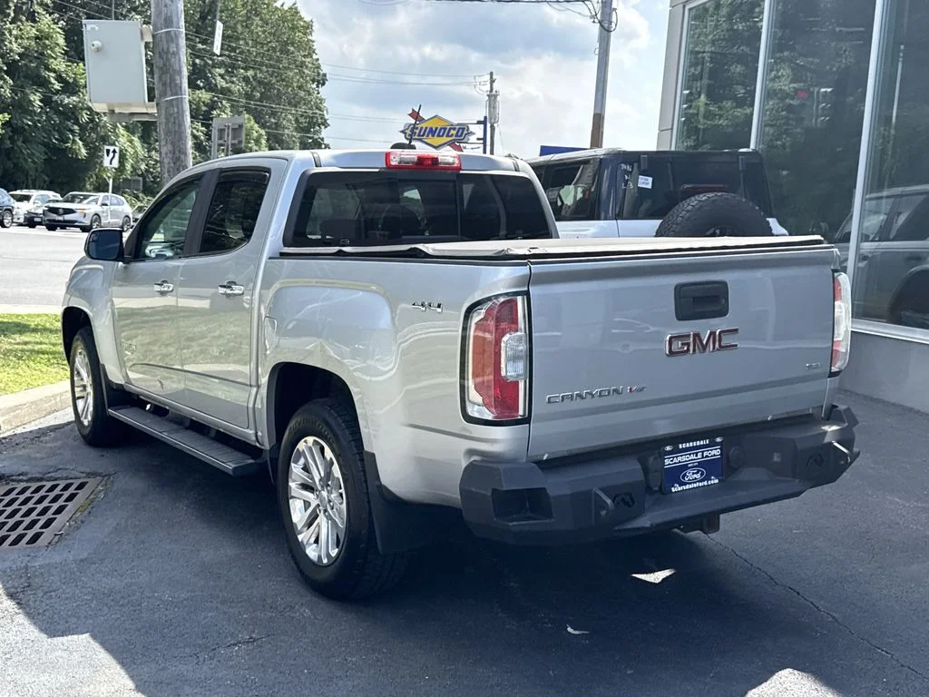 Used 2017 Silver GMC SLT image 5