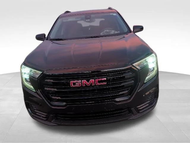 Used 2022 Black GMC SLE image 8