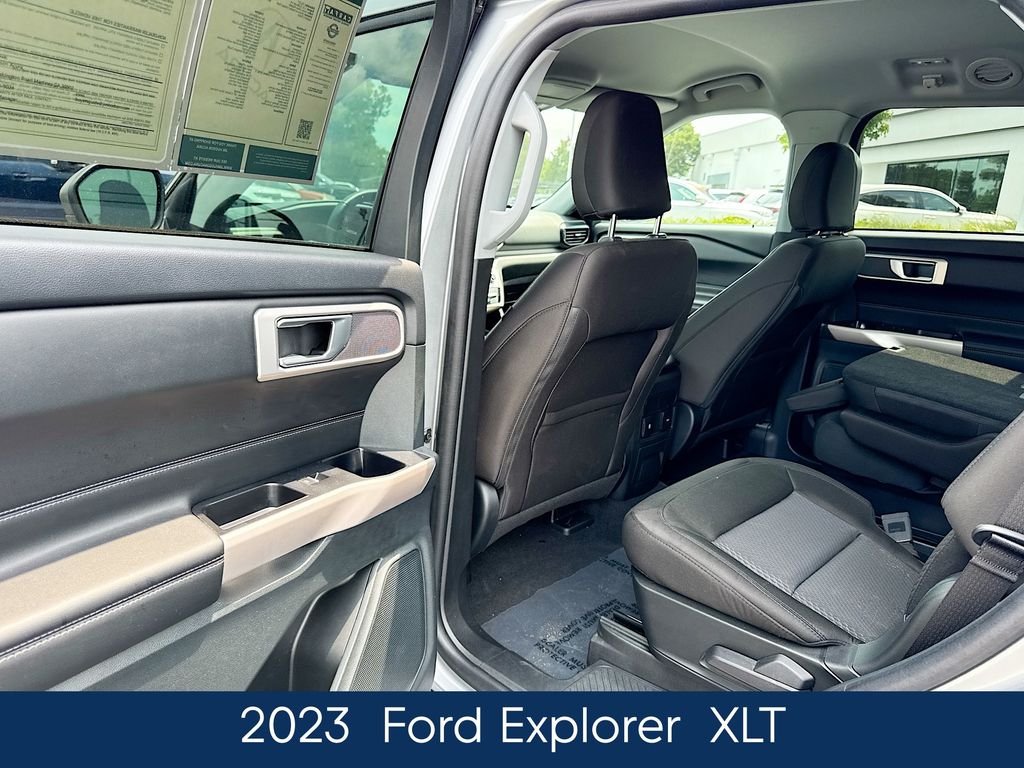 Used 2023 Silver Ford XLT image 35