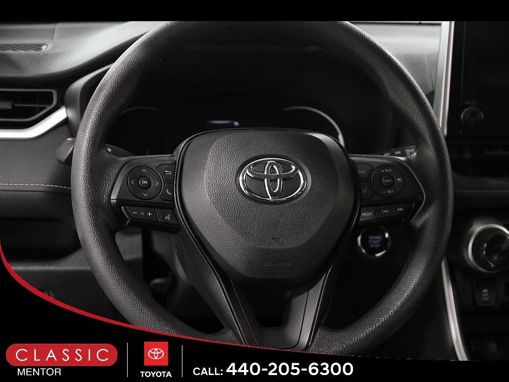 Used 2024 Ice Cap Toyota XLE image 7
