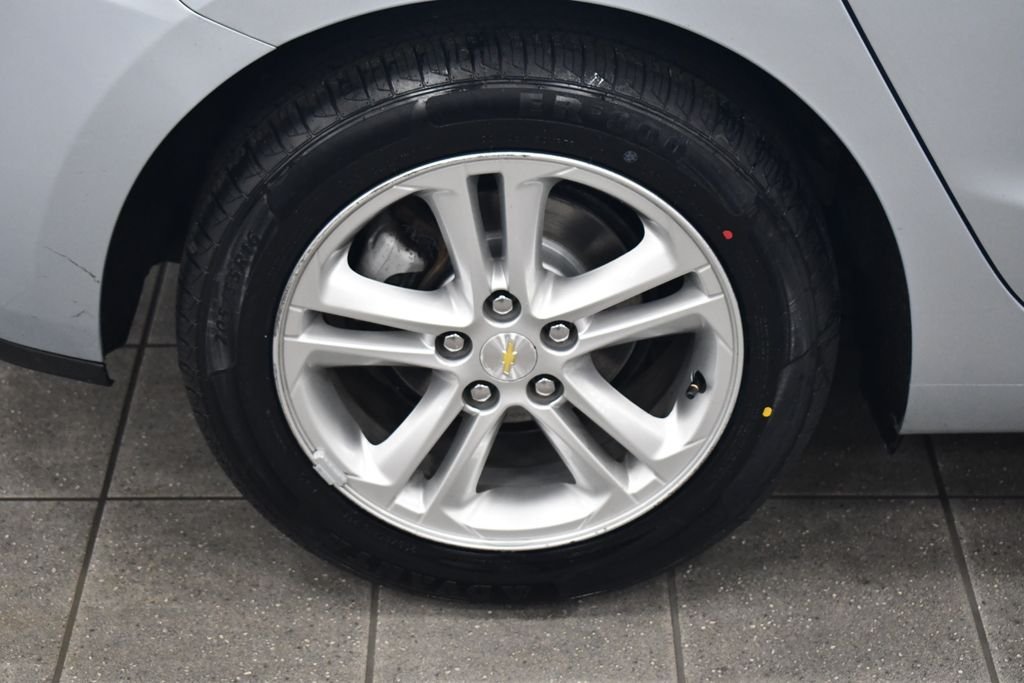 Used 2017 Arctic Blue Chevrolet LT image 12