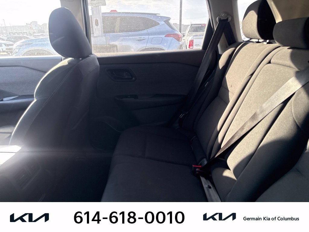 Used 2023 Gray Nissan S image 9