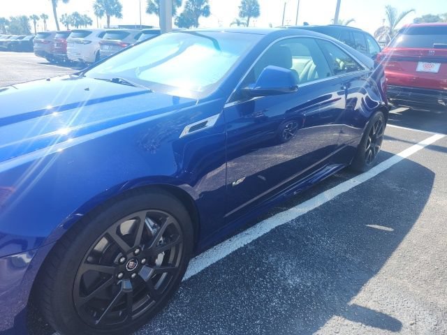 Used 2013 OPULENT BLUE METALLIC Cadillac RWD image 4