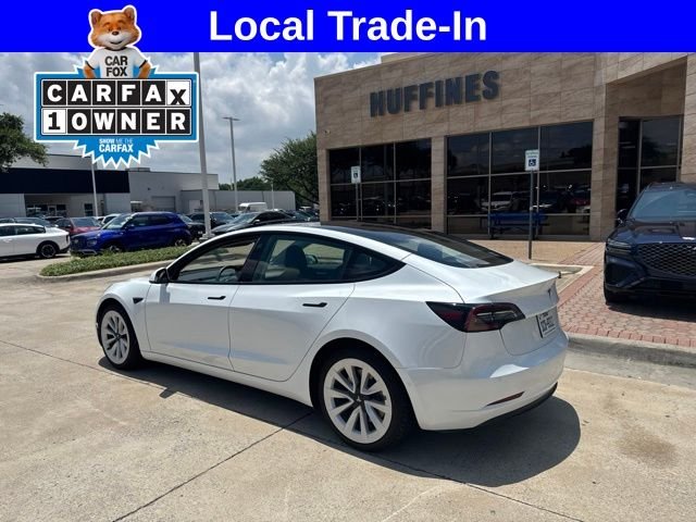 Used 2022  Tesla Base image 1