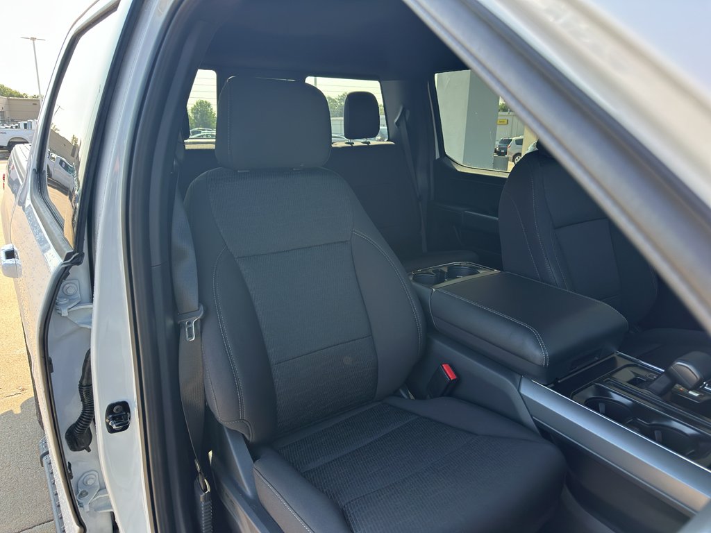 New 2026 Oxford White Ford XLT image 33