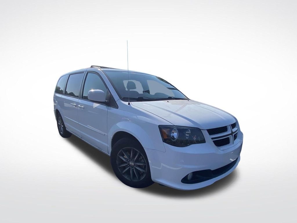 Used 2014 White Dodge R/T image 1