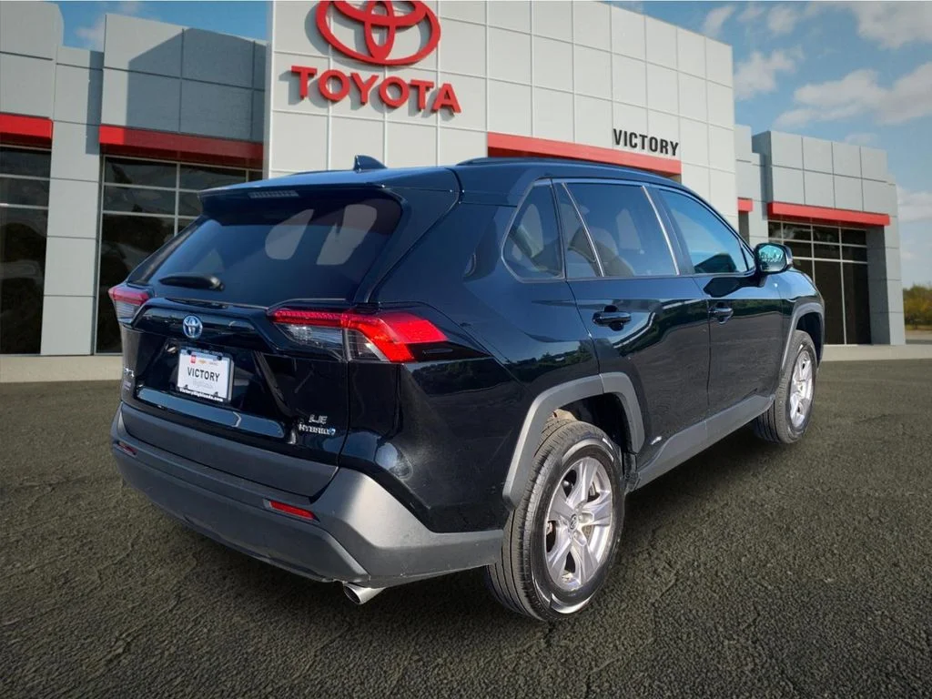 Used 2022 Black Toyota LE image 3