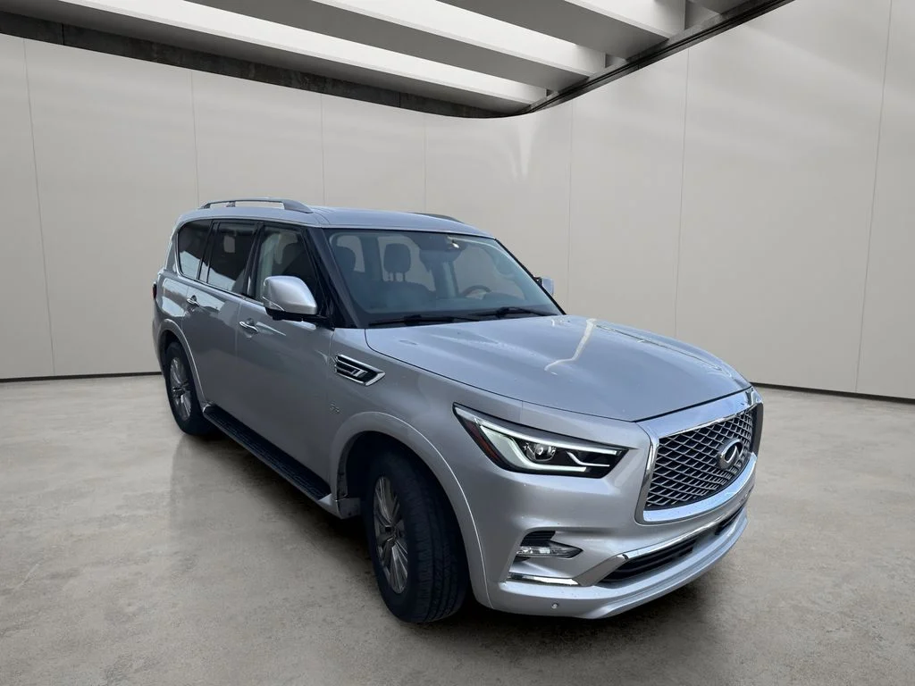 Used 2018 Liquid Platinum INFINITI Base image 11