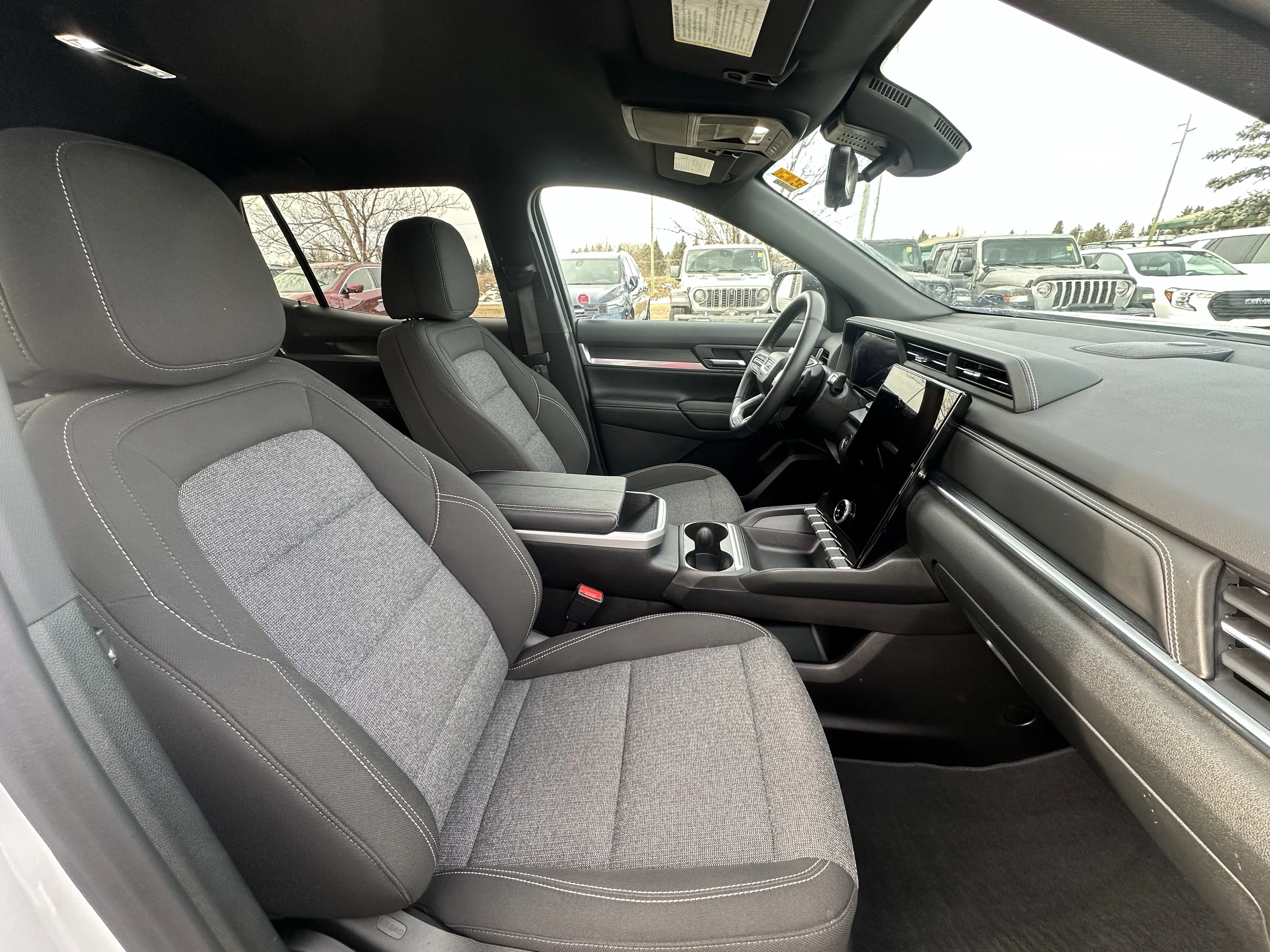 Certified Used 2025 White GMC AWD Elevation image 18